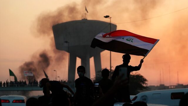 Большая часть Ирака осталась без интернета на фоне массовых протестов, которые переросли в беспорядки с жертвами