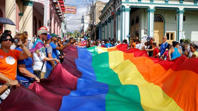 Власти Кубы отменили ежегодный марш против гомофобии