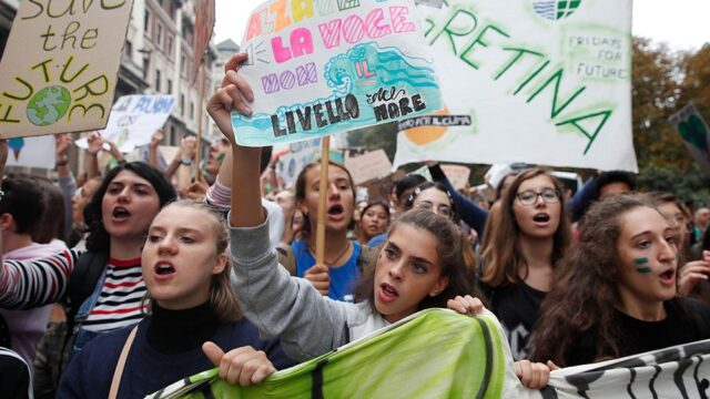 Италия первой в мире введет в школах обязательные уроки об изменении климата