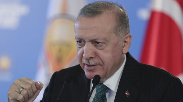 Эрдоган обвинил США в поддержке курдских боевиков