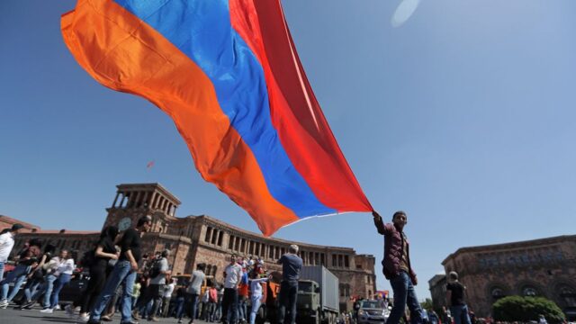 В Армении на парламентских выборах победил блок Никола Пашиняна