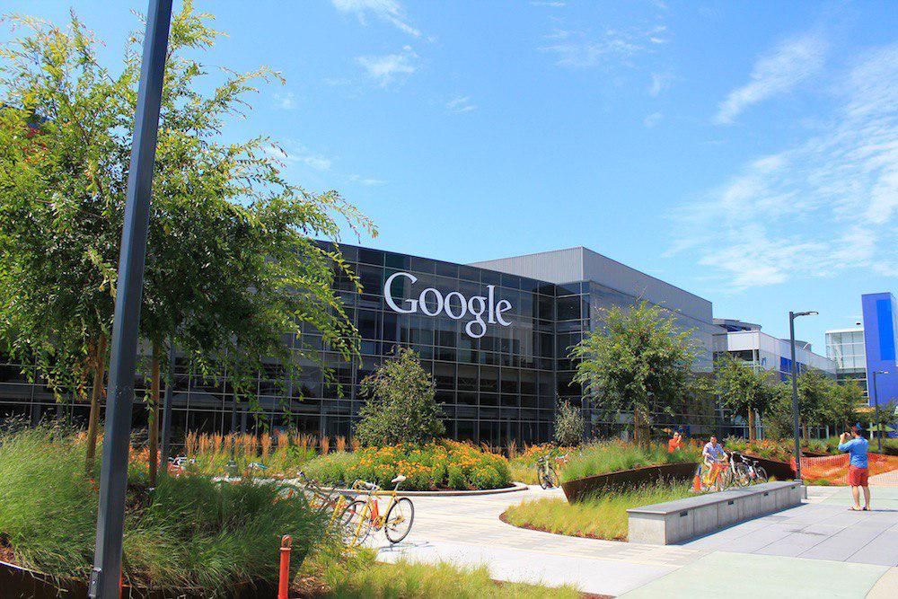 Google объявил о закрытии соцсети Google+ из-за проблем с безопасностью