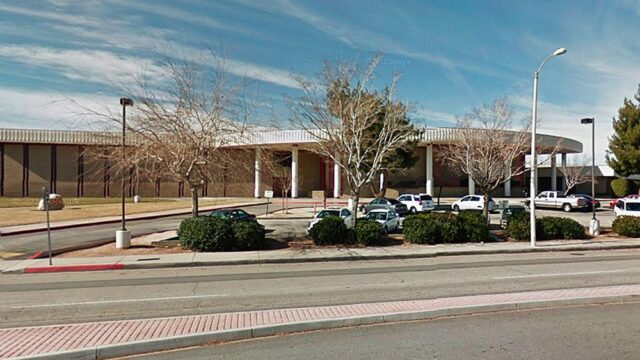 В Калифорнии произошла стрельба в средней школе, есть раненый