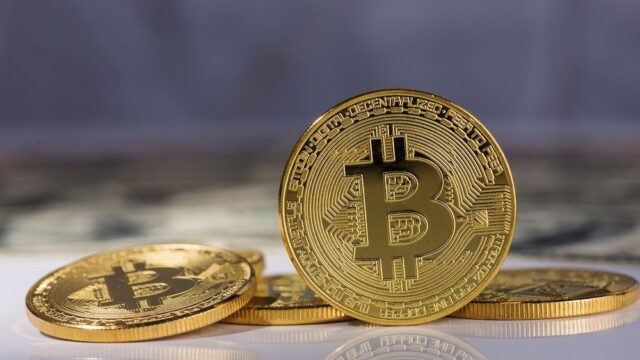 У биткоина появилась вторая версия — Bitcoin Cash