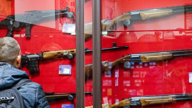 Золотов поддержал идею повышения возраста для покупки оружия