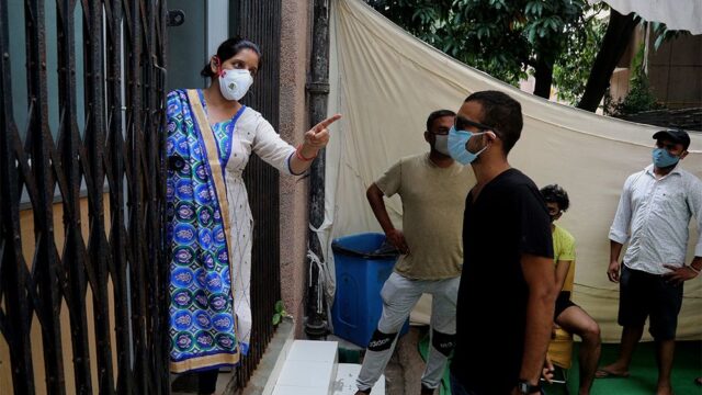 В Индии число заболевших коронавирусом превысило 5 миллионов