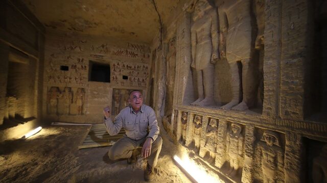 В Египте нашли нетронутую гробницу возрастом 4400 лет