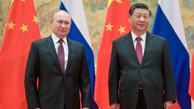 «Мы нуждаемся в ребалансе». В ЕС увидели угрозу в союзе России и Китая
