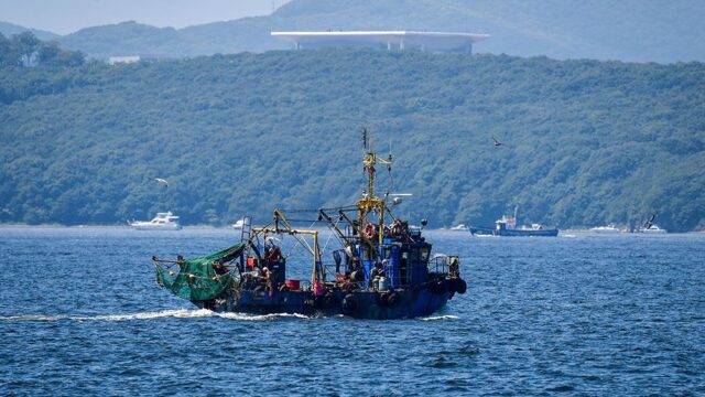 Экипаж украинского судна, которое задержали в Крыму, объявил голодовку