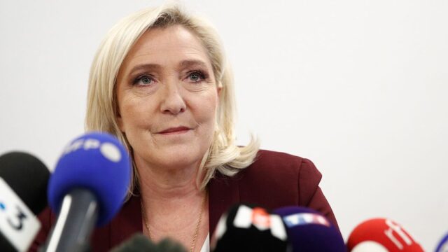 Le Figaro: прокуратура Парижа изучает траты Ле Пен из бюджета Европарламента
