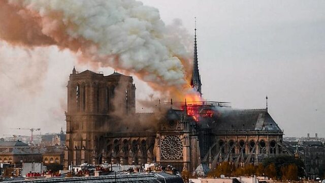 Пожар в соборе Парижской Богоматери: главное