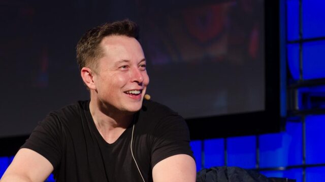 Илон Маск: твит об акциях Tesla, который обошелся в $40 млн, «стоил того»