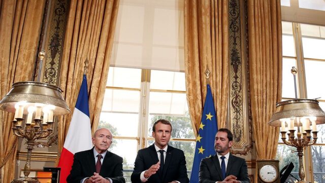 Макрон подписал антитеррористический закон, который отменяет во Франции режим ЧП