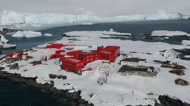 На чилийской полярной станции в Антарктиде 36 человек заразились коронавирусом
