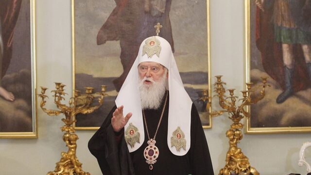 Филарет vs Епифаний: как борются за власть в новой независимой Православной церкви Украины