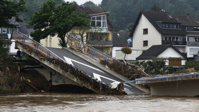 Более 1300 пропавших без вести: что известно  о наводнениях в Германии