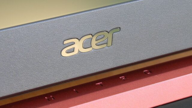 Acer приостанавливает работу в России