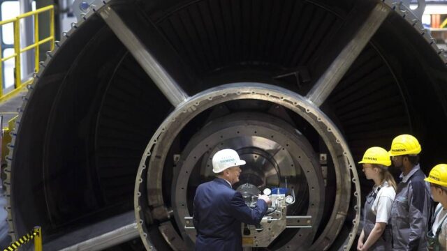Дочка «Ростеха» признала, что в Крым поставили переделанные турбины Siemens