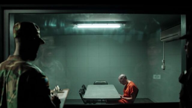 Джоди Фостер и Бенедикт Камбербэтч защищают обвиняемого в терроризме в трейлере фильма «Заключенный номер 760»