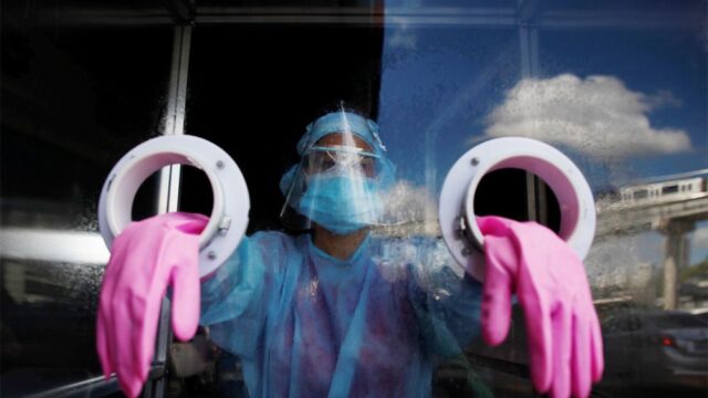 В мире за сутки коронавирусом заразилось рекордное количество людей