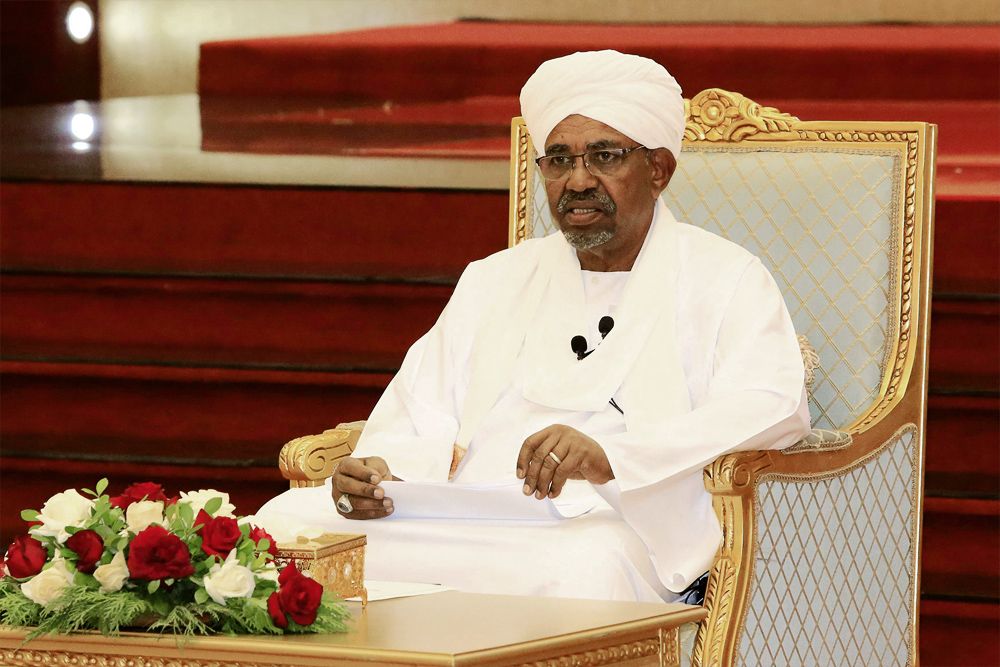 В доме бывшего президента Судана нашли наличность на $130 млн