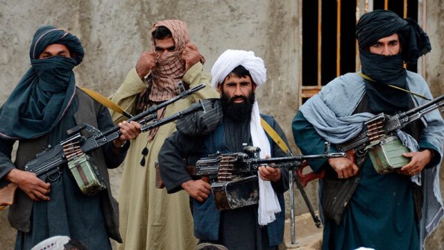 Талибы заявили о захвате столицы еще одной провинции Афганистана