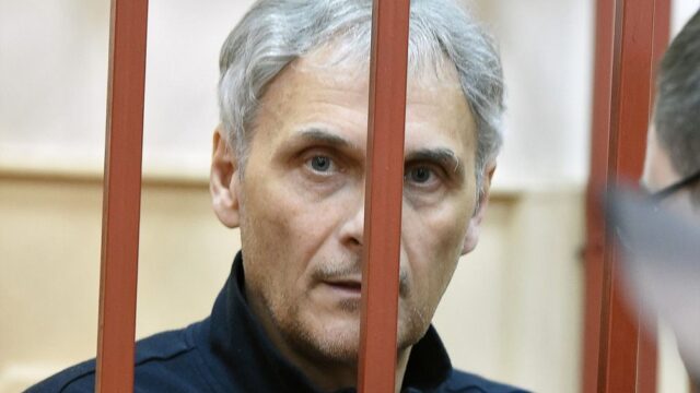 Суд на Сахалине приговорил к условному сроку чиновника, который дал показания на бывшего губернатора Александра Хорошавина