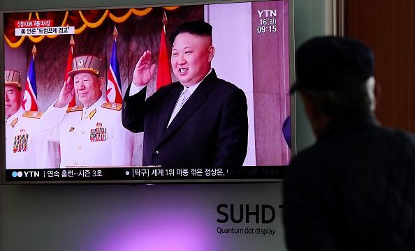 Северная Корея пригрозила нанести удар по Гуаму в середине августа