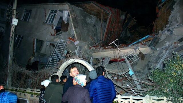 В Турции произошло землетрясение, есть погибшие