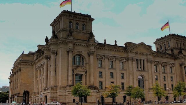 В Германии приняли закон о реабилитации осужденных гомосексуалов