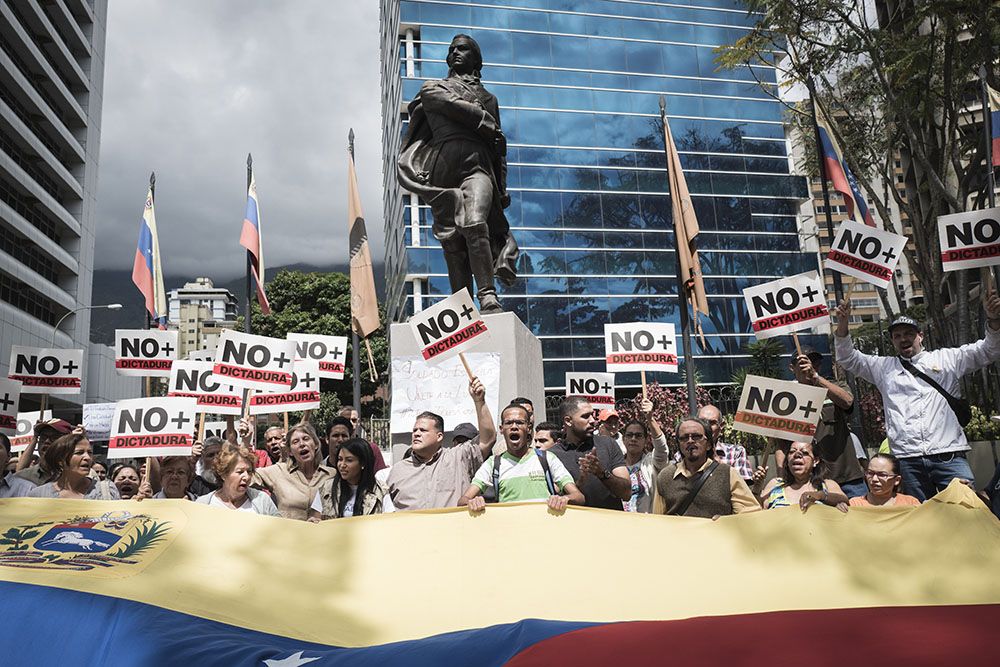 В Венесуэле за неделю протестов задержали больше 930 человек