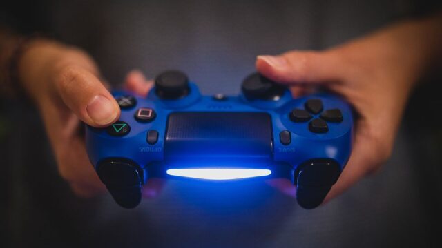 PlayStation официально сообщила, как называется кнопка X на геймпаде. Ваша жизнь никогда не будет прежней