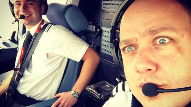 Авиакомпания EasyJet отстранила пилотов, которые снимали видео в Snapchat во время полета