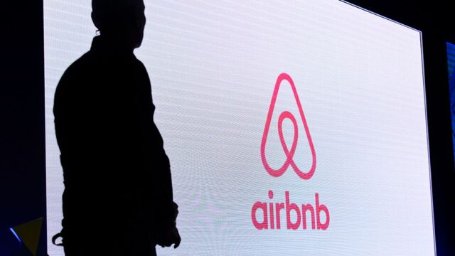 Почему в Нью-Йорке ввели ограничения для сервиса Airbnb. Обсуждение на RTVI