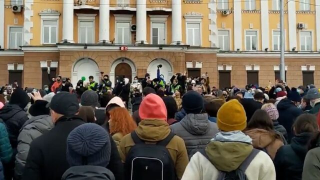 Больше 100 человек задержали из-за акций в поддержку Навального