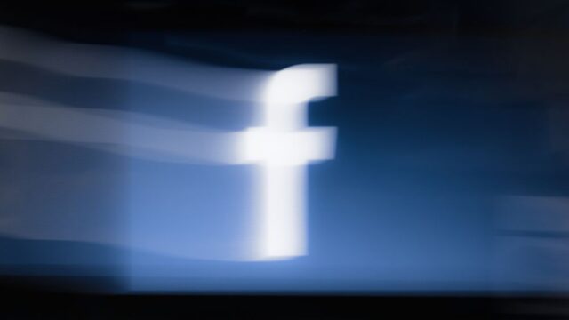Facebook и Instagram вышли из строя
