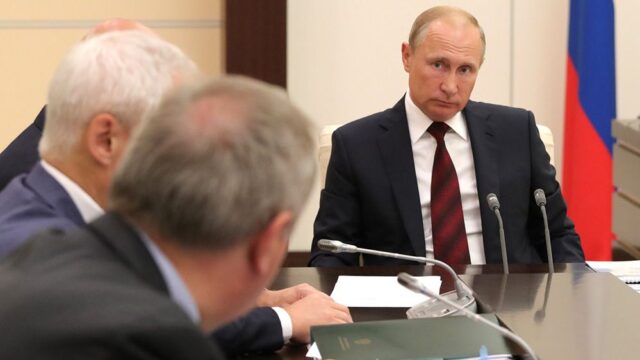 Владимир Путин может объявить о смягчении пенсионной реформы во время поездки по регионам