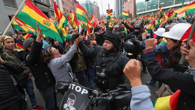 Президент Боливии Эво Моралес заявил об отставке после нескольких недель протестов