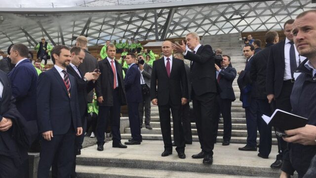 Путин принял участие в открытии парка «Зарядье»