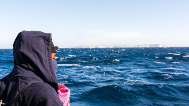 Guardian: Бэнкси профинансировал судно для спасения мигрантов в Средиземном море