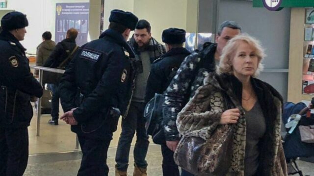 Глава федерального штаба Навального сообщил о своем задержании в Шереметьеве