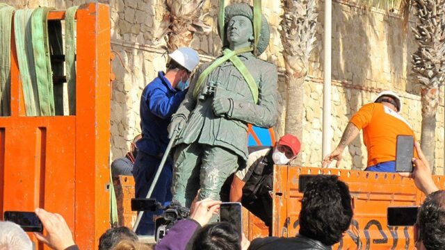 В Испании снесли последний памятник Франсиско Франко
