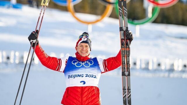 Российский лыжник Большунов завоевал серебро Олимпиады