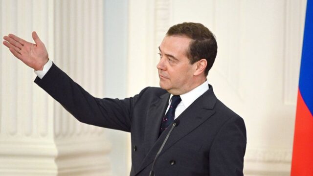 «Уже известно, что премьером будет Кудрин»: чем запомнилось правительство Медведева и кто его заменит