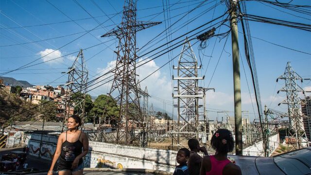 Почти во всей Венесуэле отключилось электричество