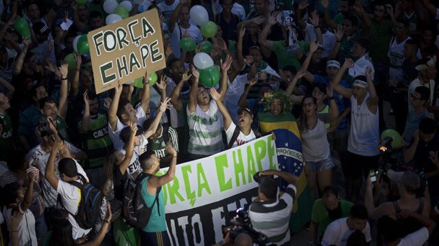 Уругвайский футбольный клуб оштрафовали за насмешки фанатов над трагедией «Шапекоэнсе»