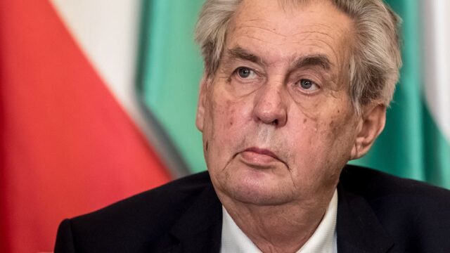 Президент Чехии назвал две возможных причины взрывов во Врбетице