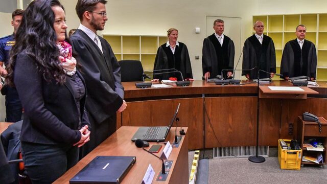 Суд в Германии дал пожизненное заключение неонацистской активистке Беате Чепе
