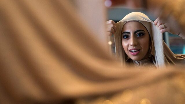 Власти Нью-Йорка выплатят $180 тысяч мусульманкам, которых заставили снять хиджабы для фотографий
