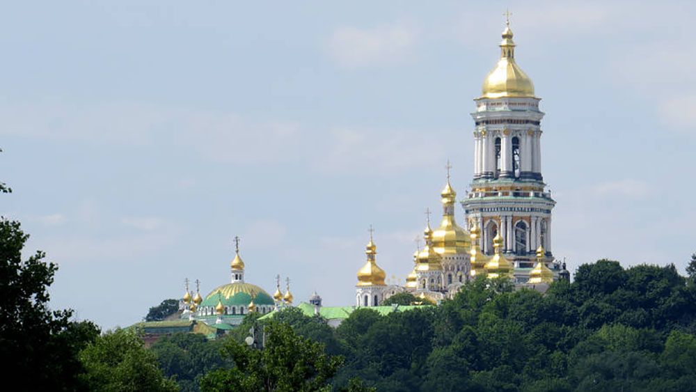 Три епископа и один томос: какие трудности ожидают украинскую церковь на пути к независимости